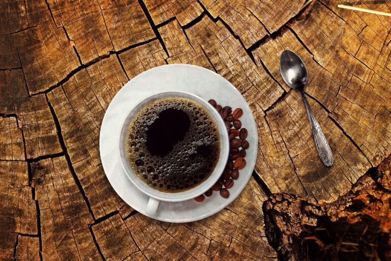 How to Order Coffee like a Local in Turkey