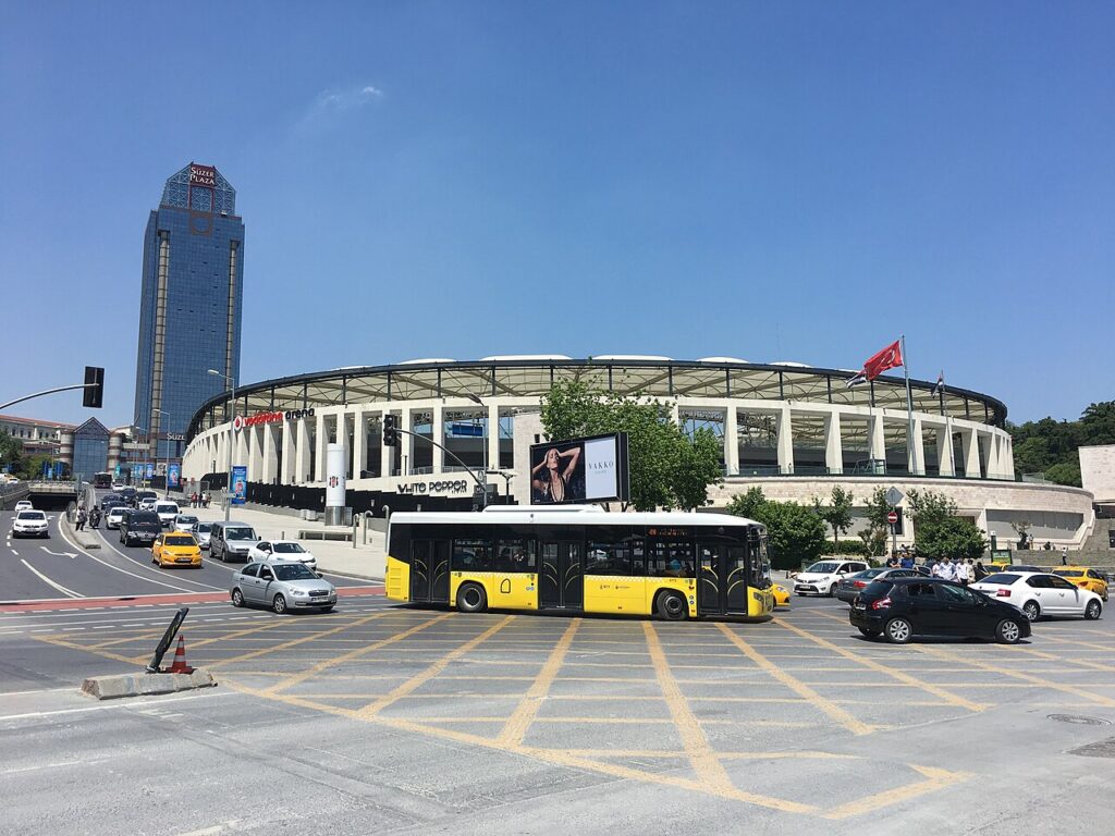 i---i in Besiktas, Istanbul